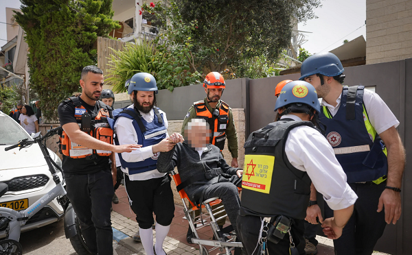 ირანმა ისრაელზე სარაკეტო იერიში მიიტანა, არიან დაშავებულები - The Times of Israel