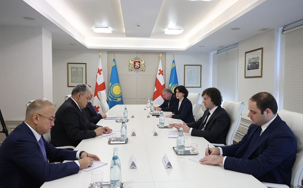 ყაზახეთის რესპუბლიკის საგარეო საქმეთა მინისტრთან შეხვედრაზე კიდევ ერთხელ დავადასტურეთ ჩვენს ქვეყნებს შორის არსებული მტკიცე და მეგობრული ურთიერთობები და მზადყოფნა პარტნიორობის შემდგომი გაღრმავებისთვის - ირაკლი კობახიძე 