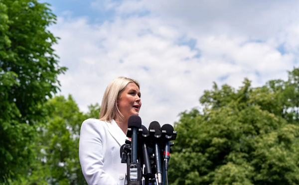 ირანელები თავად დაგვიკავშირდნენ და პირისპირ შეხვედრა ითხოვეს - ქეროლაინ ლევიტი ადასტურებს, რომ უიტკოფი და კუშნერი 25 აპრილს პაკისტანში გაემგზავრებიან