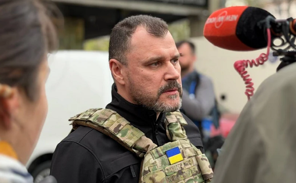 მოქალაქეებს შეიარაღებული თავდაცვის უფლება უნდა მიეცეთ - უკრაინის შინაგან საქმეთა მინისტრი კიევში მომხდარ ტერაქტზე