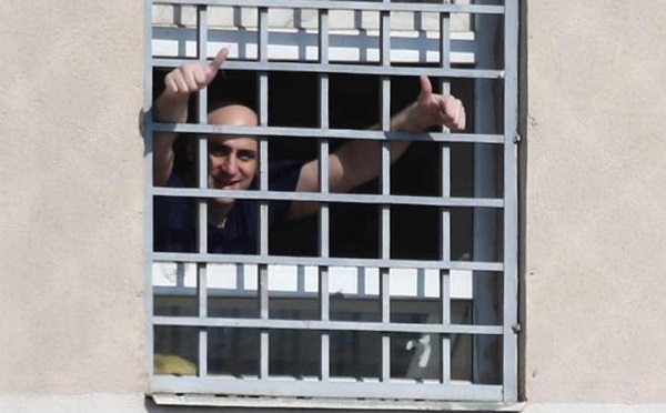 თუ ვინმეს ცილისწამება და ჭუჭყიანი ბრალდებები ნორმად მიაჩნია და მიიჩნევს, რომ ყურადღება დაუსრულებლად არ უნდა მივაქციო, ამის პირობას არ დავდებდი, მავანის ციხეში ყოფნაც ვეღარ ჩაითვლება ინდულგენციად - ნიკა მელია