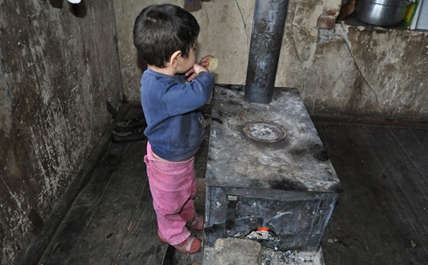 სოციალურად დაუცველთა ბაზაში 379 957 ბავშვია, მათგან 23 322 ახალი დარესგირტირებულია - სახალხო დამცველის ანგარიში