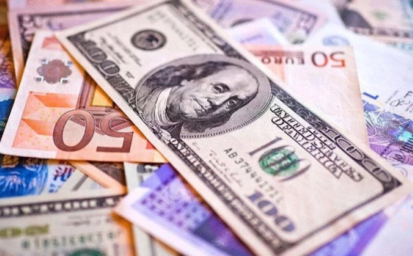 ლარი დოლართან და ევროსთან გამყარდა