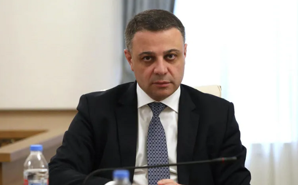 როგორ შეიძლება, რაიმე თანამდებობა ჰქონდეს ზურაბ ადეიშვილს, რომელიც ძალადობის ერთ-ერთი არქიტექტორი იყო?  შანსს არ უშვებენ, ქართული საზოგადოება არ დააკნინონ - ალუდა ღუდუშაური