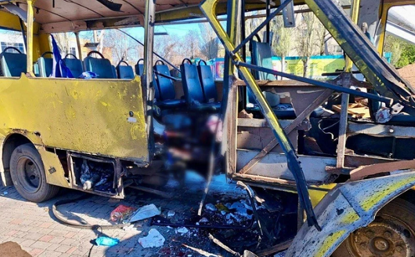 რუსებმა ნიკოპოლში ავტობუსს დაარტყეს - დაიღუპა 3 და დაშავდა 12 ადამიანი