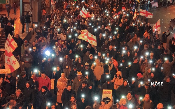 წინააღმდეგობის 500 დღე - ფილარმონიიდან პარლამენტისკენ საპროტესტო მარში გაიმართა
