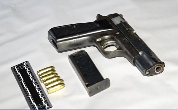 პოლიციამ თბილისსა და რეგიონებში უკანონო ცეცხლსასროლი იარაღები ამოიღო - დაკავებულია 4 პირი