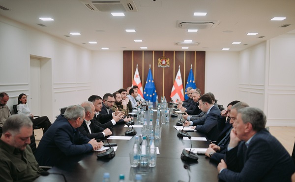 დავით სონღულაშვილი კაკლისა და ნუშის მწარმოებელ ფერმერებსა და ექსპორტიორებს შეხვდა