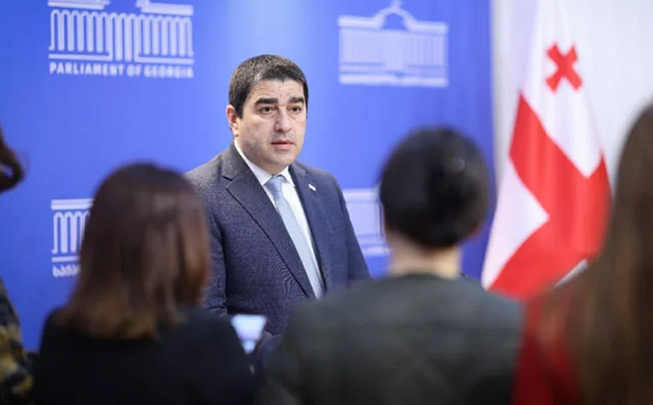 ვინც ერთ რამეში მაინც არ ეთანხმება ბრიუსელს, ყველა ირაცხება პრორუსად, ეს არის სპეცსამსახურების მიერ შემუშავებული პროპაგანდისტული ხერხი - შალვა პაპუაშვილი