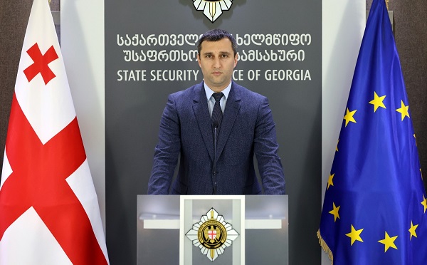 დაკავებულია 5 პირი, რომლებიც 2024-2026 წლებში, ყოველდღიურად, არაკეთილსინდისიერად ემსახურებოდნენ უფასო სასადილოების 14 451-მდე ბენეფიციარს და გამგეობებიდან მიღებულ 3 529 000 ლარს თაღლითურად დაეუფლნენ - სუს-ი