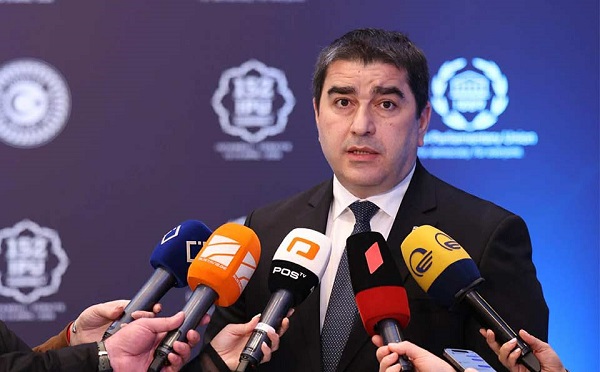 უნგრული ენის სწავლას თუ დაიწყებენ, შეიძლება, რაღაც გამოვიდეს, მგონი, მთელი ოპოზიცია ჰერმან საბოს იმედად არის დარჩენილი - შალვა პაპუაშვილი