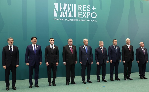 მიხეილ ყაველაშვილმა, ასტანაში, რეგიონული ეკოლოგიური სამიტის ფარგლებში, მწვანე და მდგრადი ტექნოლოგიების საერთაშორისო გამოფენა დაათვალიერა