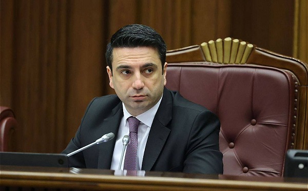 სომხეთი დატოვებს კოლექტიური უსაფრთხოების ხელშეკრულების ორგანიზაციას და ევრაზიულ ეკონომიკურ კავშირს, თუ რუსეთი გაზის საფასურს გაზრდის - ალენ სიმონიანი