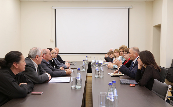 სამეცნიერო-კვლევით ცენტრში აჭარის სოფლის მეურნეობის სამინისტროს წარმომადგენლებთან შეხვედრა გაიმართა