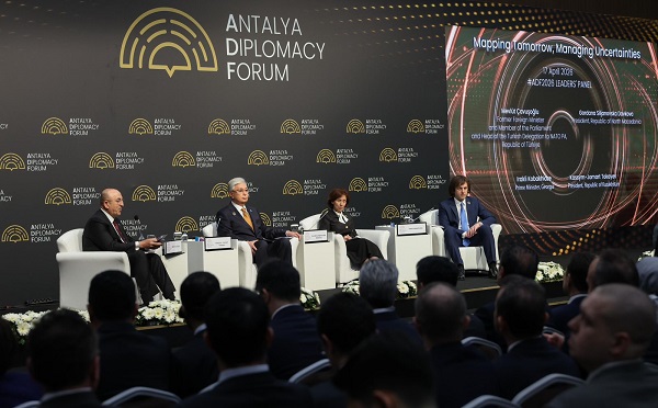 გამორჩეული ლიდერების არარსებობა ერთერთი გამოკვეთილი პრობლემაა თანამედროვე მსოფლიო პოლიტიკის კონტექსტში - უნდა არსებობდეს პოლიტიკური სისტემა, რომელიც ლიდერების შერჩევაზე იქნება პასუხისმგებელი - ირაკლი კობახიძე