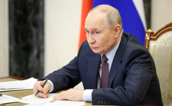 ვლადიმირ პუტინი G20-ის სამიტზე, შესაძლოა, მაიამიში გაემგზავროს, თუმცა ასევე შესაძლებელია, არ წავიდეს და რუსეთის სხვა წარმომადგენელი გაემგზავროს - დმიტრი პესკოვი