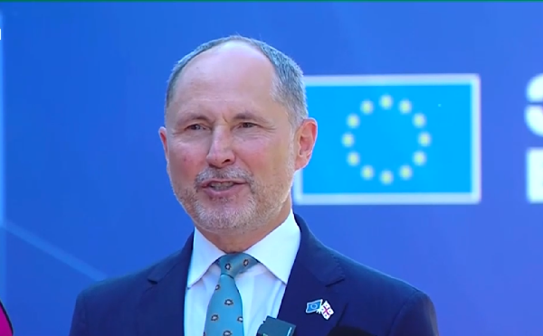 ჩემი პოლიტიკაა, არ გავაკეთო კომენტარები ქართველი პოლიტიკოსების მიერ ჩემთან დაკავშირებულ განცხადებებზე, მე ამას პერსონალურად არ ვიღებ - პაველ ჰერჩინსკი