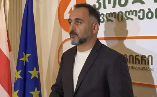 დღეს უკვე ფორმალურადაც ვტოვებ პარტია „ახალს“ და მის პოლიტსაბჭოს - მირდატ ქამადაძე