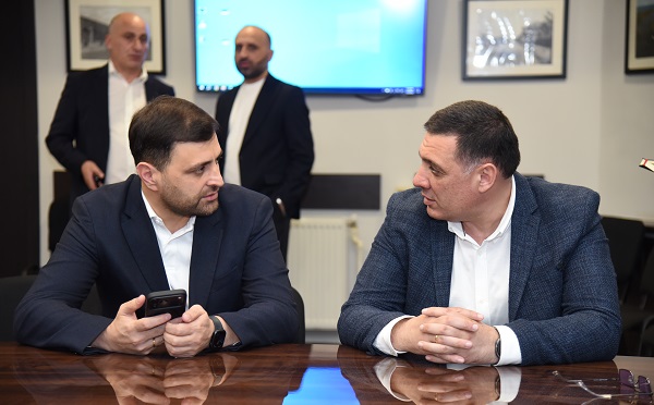 მესტიაში ნარჩენების გადამტვირთავი სადგურის მშენებლობის საკითხზე შეხვედრა გაიმართა