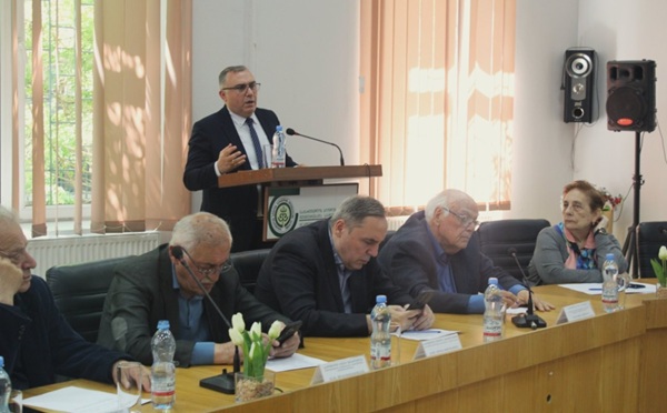 ქარსაფარი ზოლების მართვის გამოწვევები სოფლის მეურნეობის მეცნიერებათა აკადემიაში განიხილეს