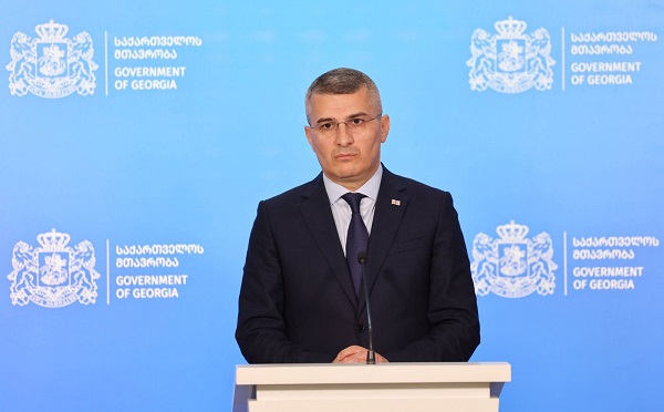 რომ არ იყოს განხეთქილება, ეს იქნებოდა გასაკვირი, მათ არ აქვთ იდეური ერთობა, ერთადერთი, რაზეც აქვთ იდეური ერთობა, საჯაროდ ვერ იტყვიან, რადგან ეს არის ხელისუფლებაში მოსვლა და გარედავალებების შესრულება - მამუკა მდინარაძე ოპოზიციაზე