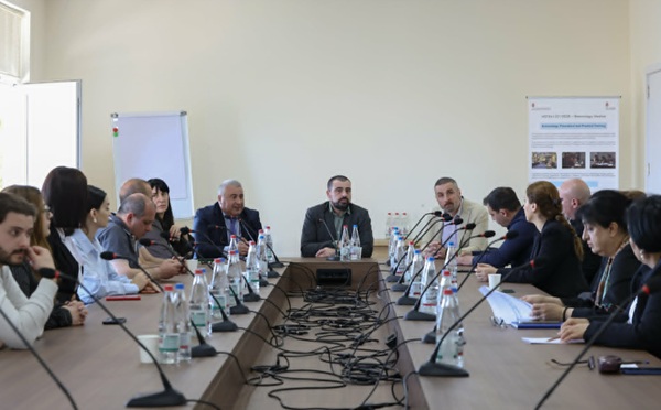 სოფლის მეურნეობის სახელმწიფო ლაბორატორიაში მესაქონლე ფერმერებთან შეხვედრა გაიმართა