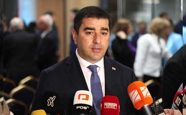 პრეზიდენტ ზელენსკის მის მიერვე დასანქცირებულ ადამიანთან მისვლა და სათქმელის მიტანა მოუწია, ეს კარგი გაკვეთილია ყველასთვის, ვინც ცდილობს, რომ საქართველო სანქციებით დააშანტაჟოს - შალვა პაპუაშვილი