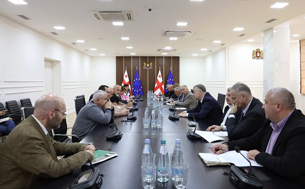 ლაშა დოლიძე აკვაკულტურის სექტორის წარმომადგენლებს შეხვდა