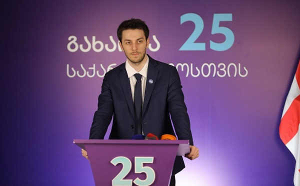 მდინარაძე იქნება მსოფლიოს ისტორიის პირველი facebook-პოსტებთან მებრძოლი გენერალი - გიორგი ჭანტურია
