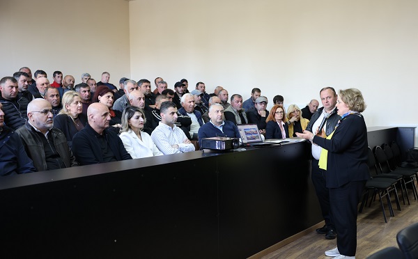 ტაშისკარის სარწყავი სისტემის მოდერნიზაცია-რეაბილიტაციის პროექტი ფერმერებს გააცნეს