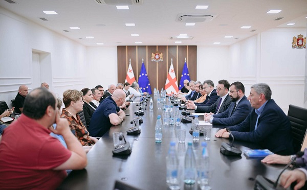 დავით სონღულაშვილი მეცხოველეობის სექტორის წარმომადგენლებს შეხვდა