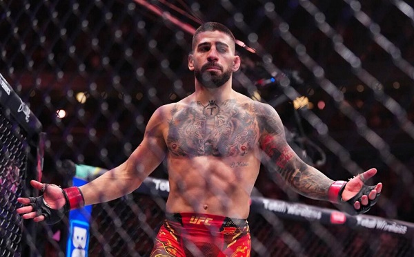 UFC-ის მსუბუქი წონითი დივიზიონის საჩემპიონო ქამრისთვის ბრძოლაში ილია თოფურია ჯასტინ გეიჯთან დამარცხდა