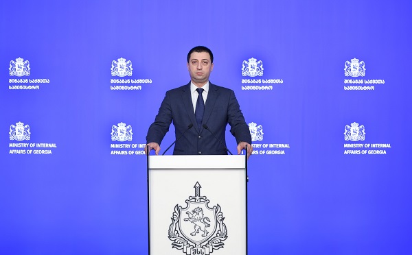 შსს-მ „ქურდულ სამყაროსთან“ კავშირში მყოფი 21 პირი დააკავა, კიდევ ცხრა პირს ბრალი წარედგინა, მათ შორის საზღვარგარეთ მყოფ ე.წ. კრიმინალურ ავტორიტეტს