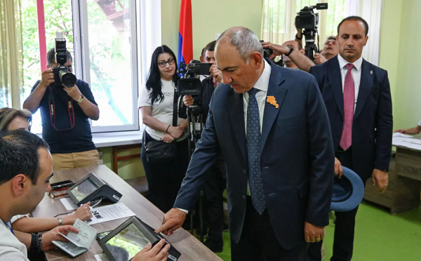 სომხეთის ცესკო-ს ბოლო მონაცემებით, ნიკოლ ფაშინიანის პარტიას 50,83% პროცენტი აქვს