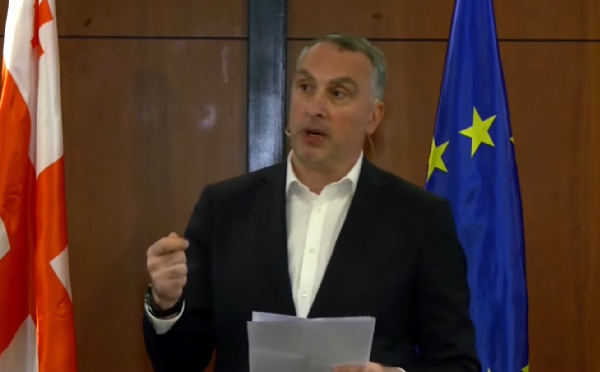 ვიქტორ ყიფიანმა ახალი პოლიტიკური პარტია „ჯერ საქართველო” დააფუძნა