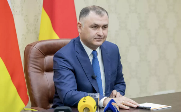 ოკუპირებული ცხინვალის ე.წ. პრეზიდენტი ალან გაგლოევი გადადგა და ვლადიმირ პუტინის მრჩეველი გახდა