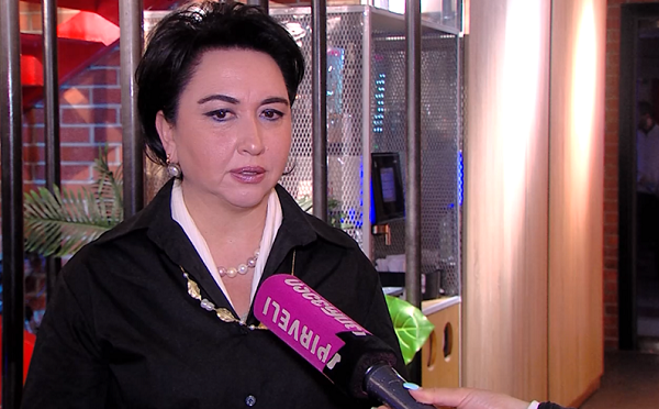 ელენე ხოშტარიას ჯანმრთელობის მდგომარეობა მოითხოვს კომპლექსურ და მაღალი კვალიფიკაციის სამედიცინო ჩარევას, პროცესში ელენესთვის სანდო ექიმი ჩაერთო - ეკა ბესელია