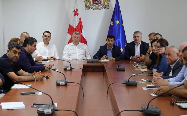 ქვემო ქართლში „აგროთანადაფინანსების სახელმწიფო პროგრამის“ შესახებ საინფორმაციო შეხვედრა ჩატარდა