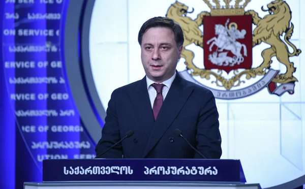 2015 წელს, გიორგი კვარაცხელიას განზრახ მკვლელობის საქმე გახსნილია - ერთ პირს, თორნიკე კაჭარავას ბრალი პენიტენციურ დაწესებულებაში წარედგინება, მეორე ბრალდებულ, დავით დეკანოსიძეზე კი ძებნა გამოცხადდება