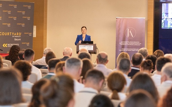 ბათუმში გამართულ საერთაშორისო სამედიცინო კონფერენციას ბირთვული და რადიაციული უსაფრთხოების სააგენტოს წარმომადგენლები დაესწრნენ