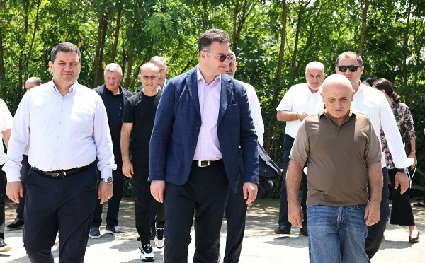 საქართველოს აქვს ყველა წინაპირობა, რომ საერთაშორისო ბაზრებზე გამორჩეული ხარისხის ქართული თაფლის მიმწოდებელი იყოს - დავით სონღულაშვილი