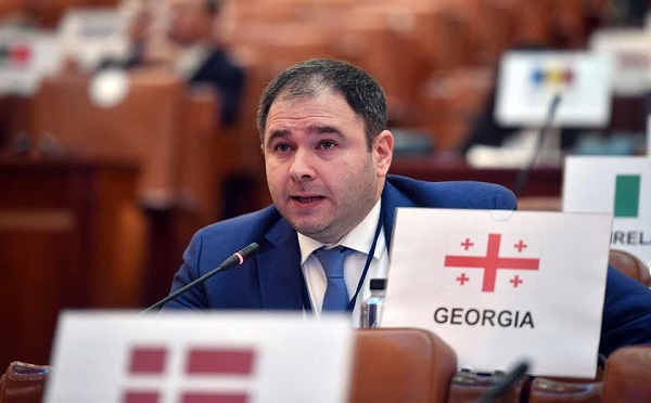 შევახსენებ საერთაშორისო საზოგადოებას, მათ შორის, რუსეთს, რომ ოკუპირებული ტერიტორიების თვითაღიარებული ხელისუფლების მიერ გაფორმებული ნებისმიერი ე.წ. შეთანხმება იმთავითვე ბათილია - ნიკოლოზ სამხარაძე