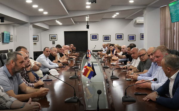 სამეგრელო-ზემო სვანეთის რეგიონში „აგროთანადაფინანსების სახელმწიფო პროგრამის“ შესახებ საინფორმაციო შეხვედრა ჩატარდა