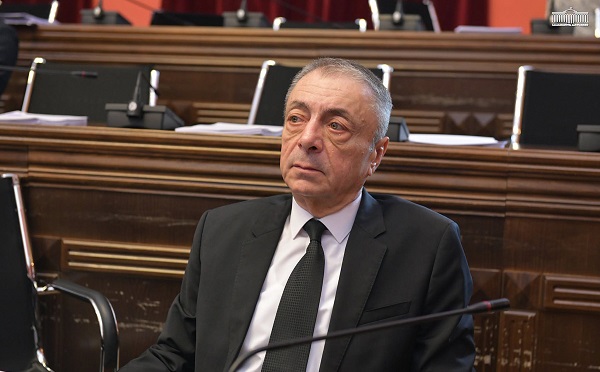 ჩვენი პასუხისმგებლობაა ისიც, რომ დანაშაულს ხელი არ დავაფაროთ და ვამხილოთ, რაც ხდება კიდევაც - თენგიზ შარმანაშავილი ირაკლი ღარიბაშვილზე