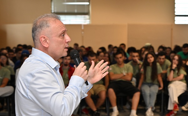 ანაკლიის ახალგაზრდული ბანაკის მონაწილეებს გიორგი შარაბიძე შეხვდა