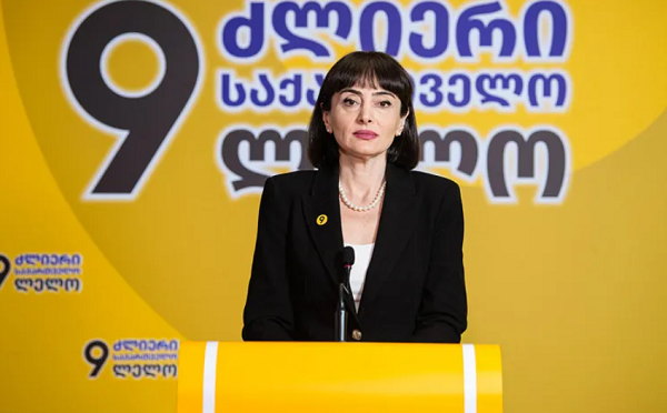 როდესაც შეჩერებულია სტრატეგიული პარტნიორობები, ქვეყანა იხრჩობა კორუფციასა და ნეპოტიზმში, არის ნარკოპანდემია, რა თქმა უნდა, „ოცნებისთვის“ საუკეთესო გამოსავალია ბელეტრისტიკა და პროპაგანდისტული ბრიფინგები - ლანა გალდავა