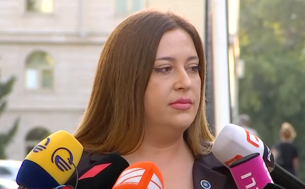 პროკურორის განცხადებით, გიგა ავალიანის მკვლელობის საქმეზე დაკავებულ ნია იმნაძეს და ანასტასია ბერუაშვილს საგამოძიებო ორგანო 30 დღის განმავლობაში ფარულად უსმენდა