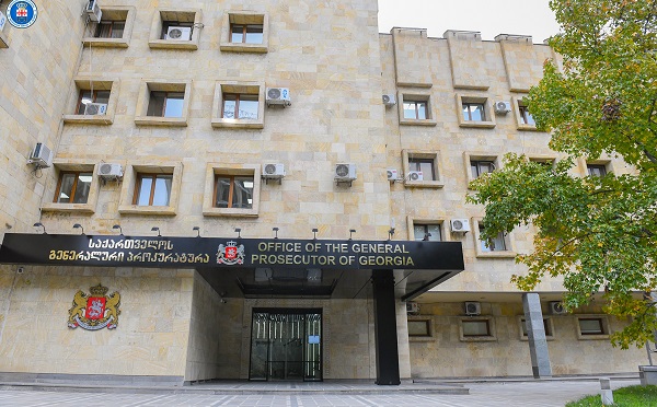 პროკურატურამ საჯარო მოხელისთვის ქრთამის მიცემის ფაქტზე ერთი პირი დააკავა