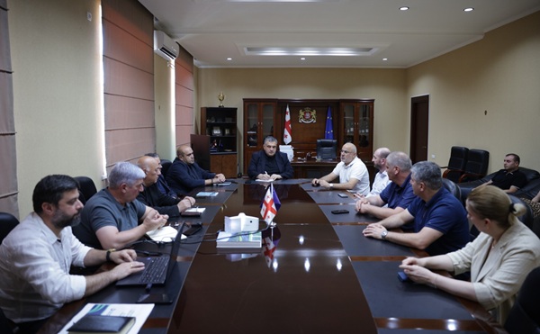 კახეთში სამელიორაციო ინფრასტრუქტურის განვითარებისა და სარწყავი წყლის მიწოდების გაუმჯობესების საკითხებზე შეხვედრა გაიმართა