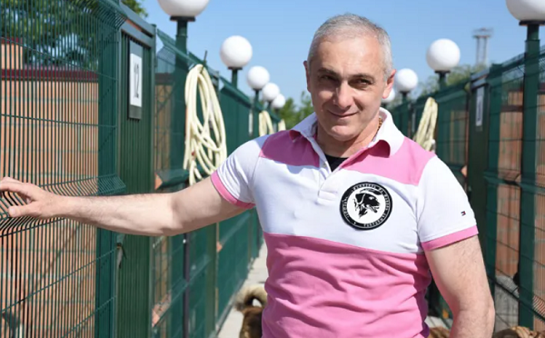 დამიკავშირდა გამოძიება, მითხრეს, რომ მოხდა ტექნიკური შეცდომა - თამაზ ელიზბარაშვილს შეეზღუდა მხოლოდ სატელეფონო კომუნიკაცია - ადვოკატი